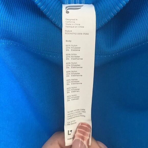Fabletics High-Waisted Seamless Ribbed Short 7” - Picture 7 of 7